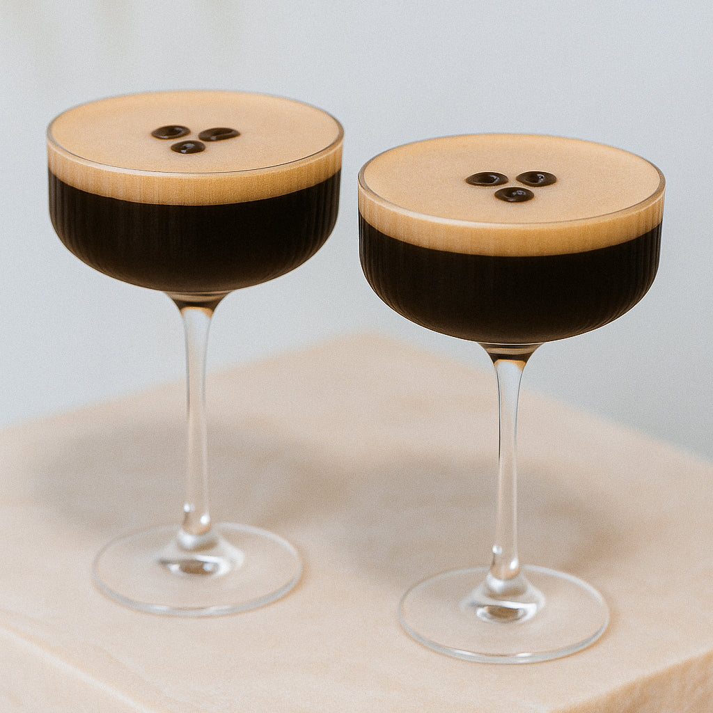 Espresso Martini Rezept: Wenn Koffein und Eleganz im Glas tanzen